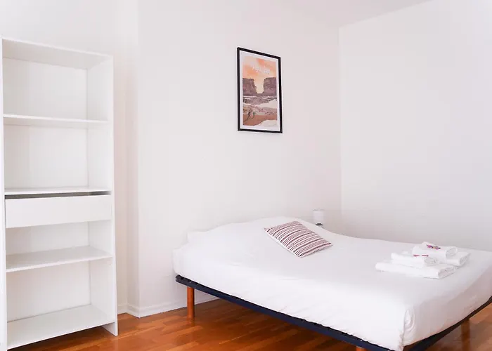 La Maison Abaselle - 10 Personnes - Jardin Holiday home Tarbes